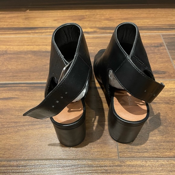 Top Shop booties - Picture 2 of 4